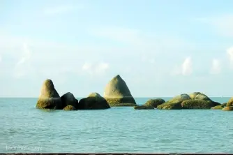 Cát và Đá - Cách người trưởng thành đối xử với nỗi đau