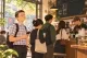 Xếp hàng mua cà phê, chú Nha học được gì từ vài phút chờ đợi?